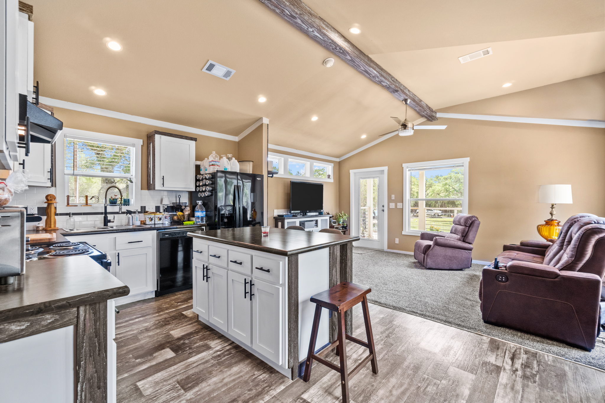 420 Burnett Ranch Rd, Wimberley, TX 78676, USA Photo 54