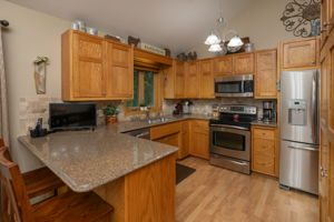 09-Kitchen