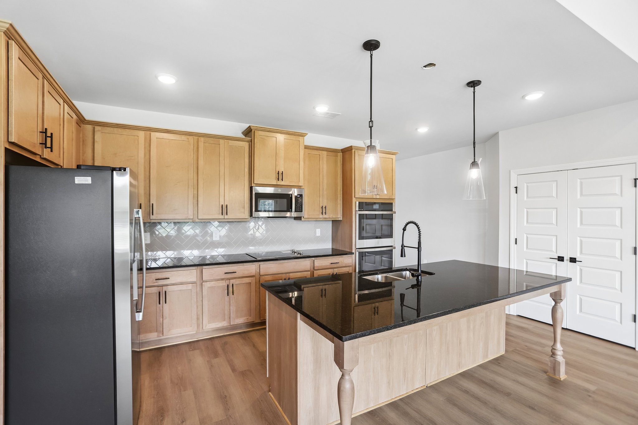 Chelsea Leigh Ave-S0309-013.jpg