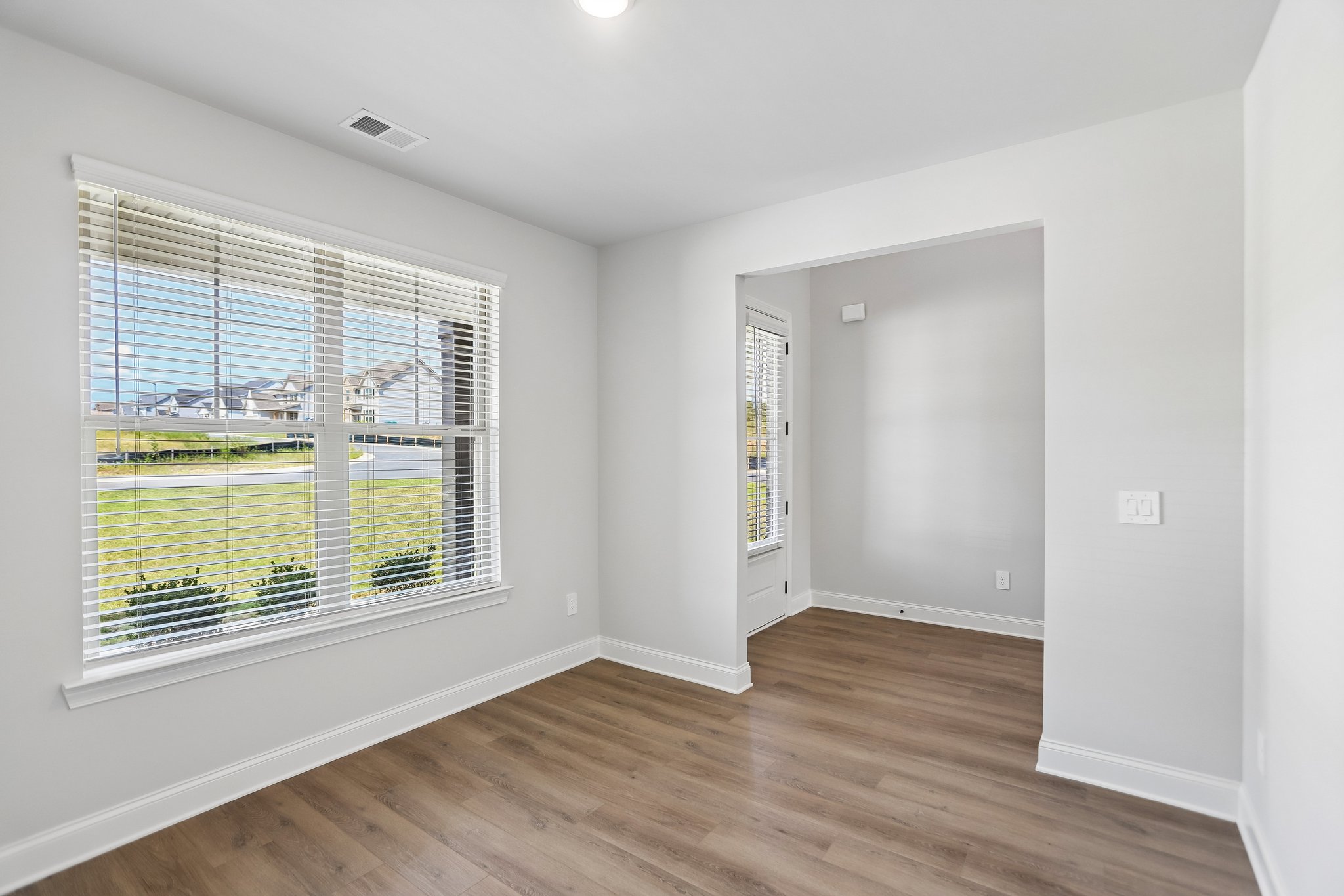 Chelsea Leigh Ave-S0309-017.jpg