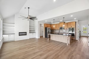 Chelsea Leigh Ave-S0309-009.jpg