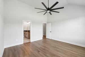 Chelsea Leigh Ave-S0309-021.jpg