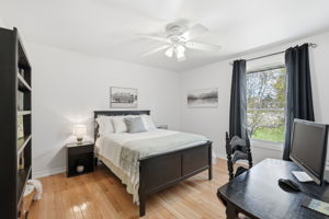  Photo 48