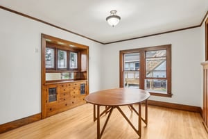 E Lake St-S2409-021.jpg