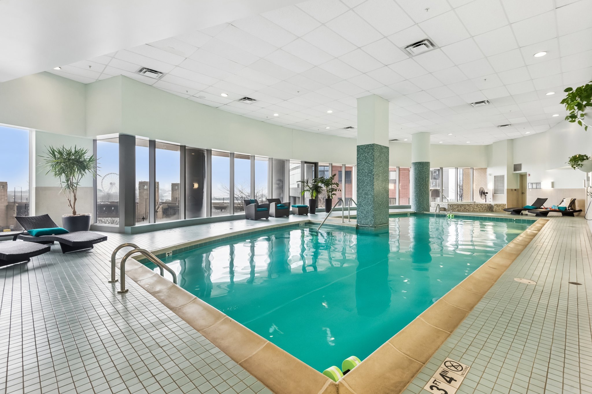 420 E Waterside Dr 907_012.jpg