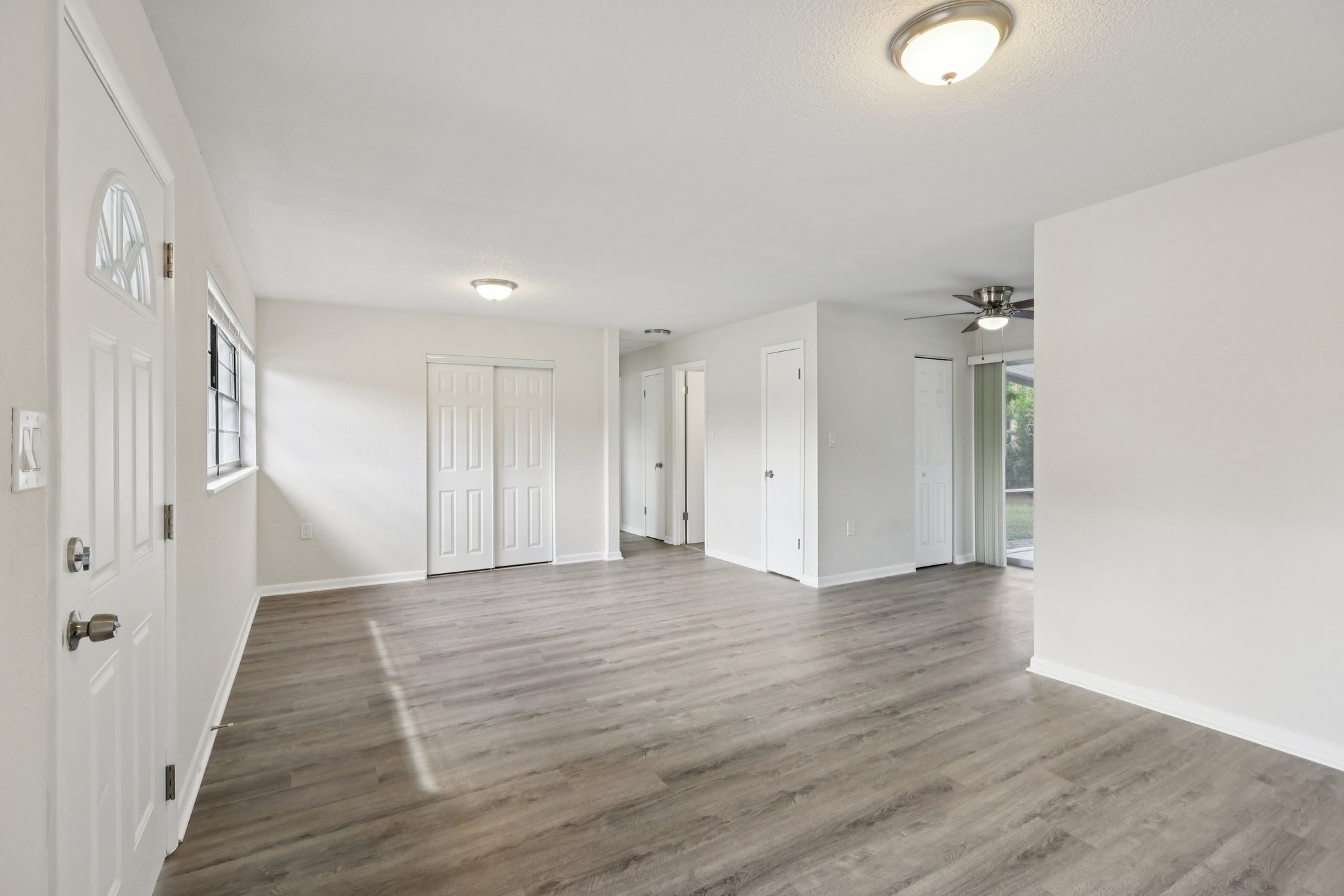 442 Fanfair Ave-S1810-008.jpg