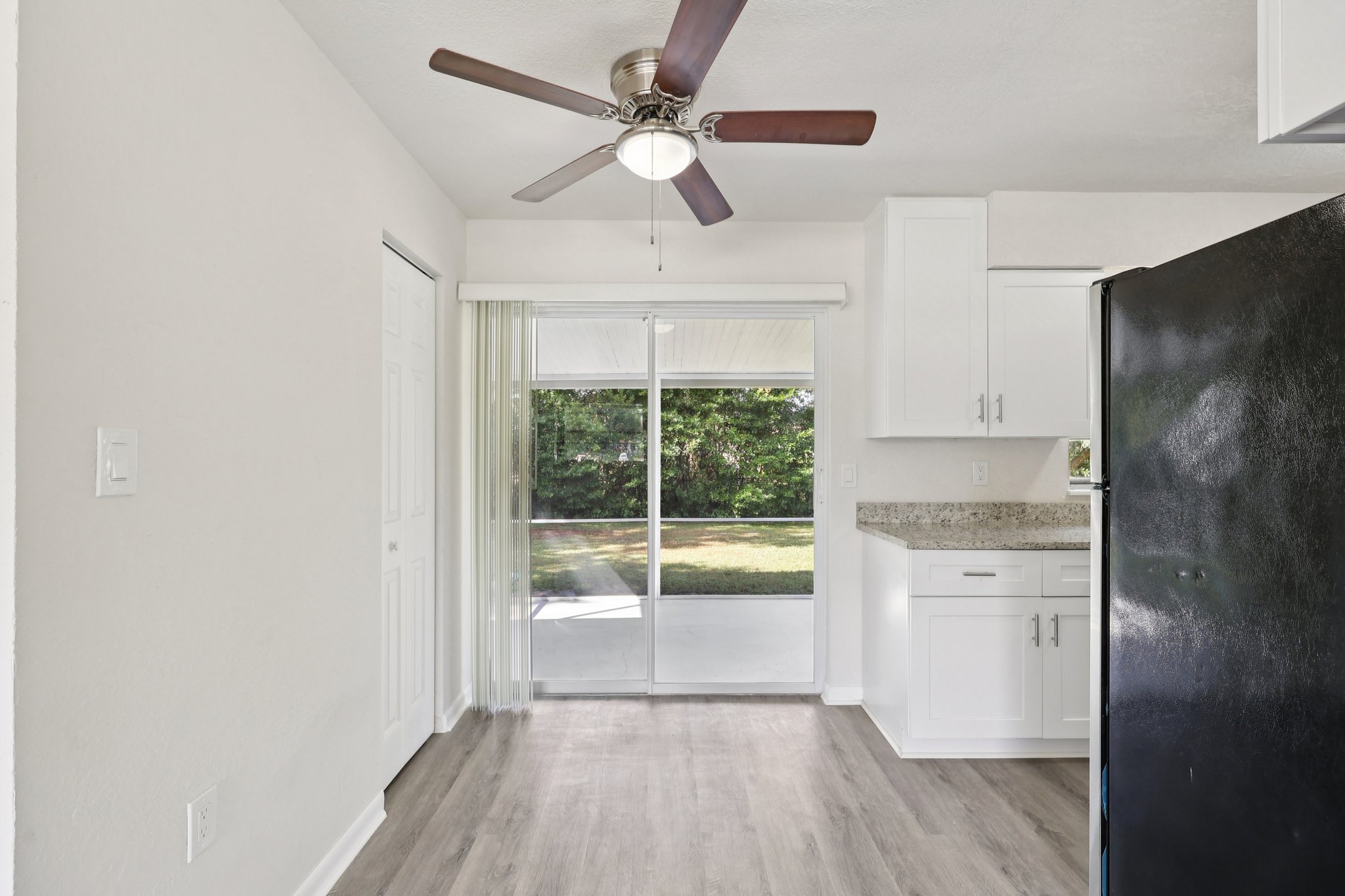 442 Fanfair Ave-S1810-011.jpg