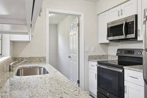 442 Fanfair Ave-S1810-018.jpg
