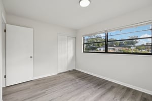 442 Fanfair Ave-S1810-024.jpg