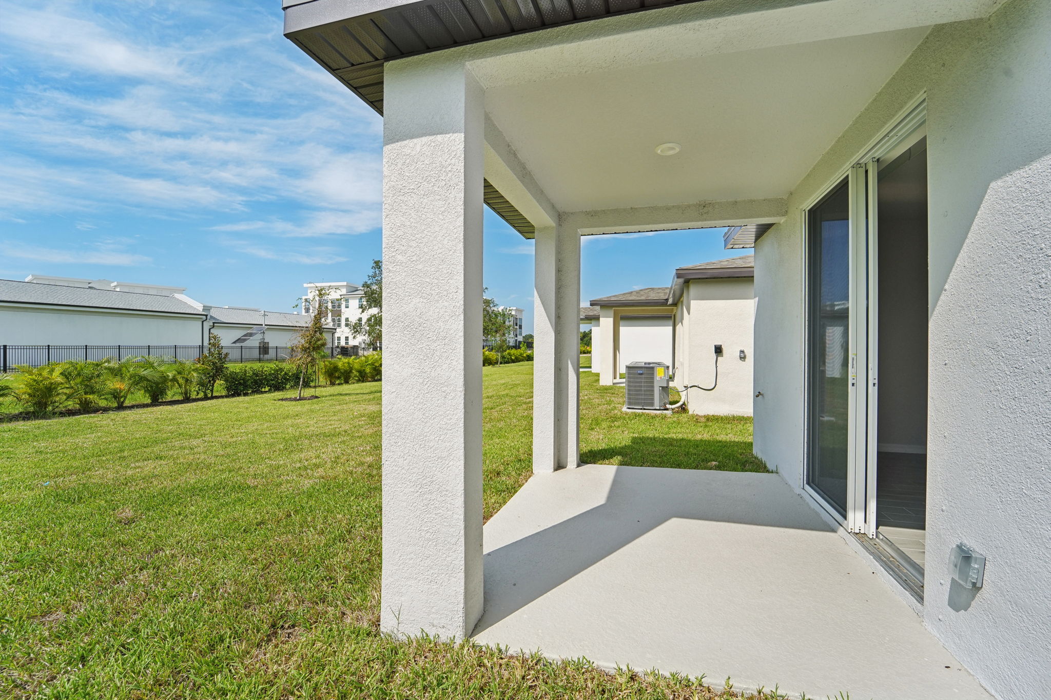 Tampa Division - Magnolia Bay - 420 Lazy Shr Dr, Sarasota, FL 34241 - 026