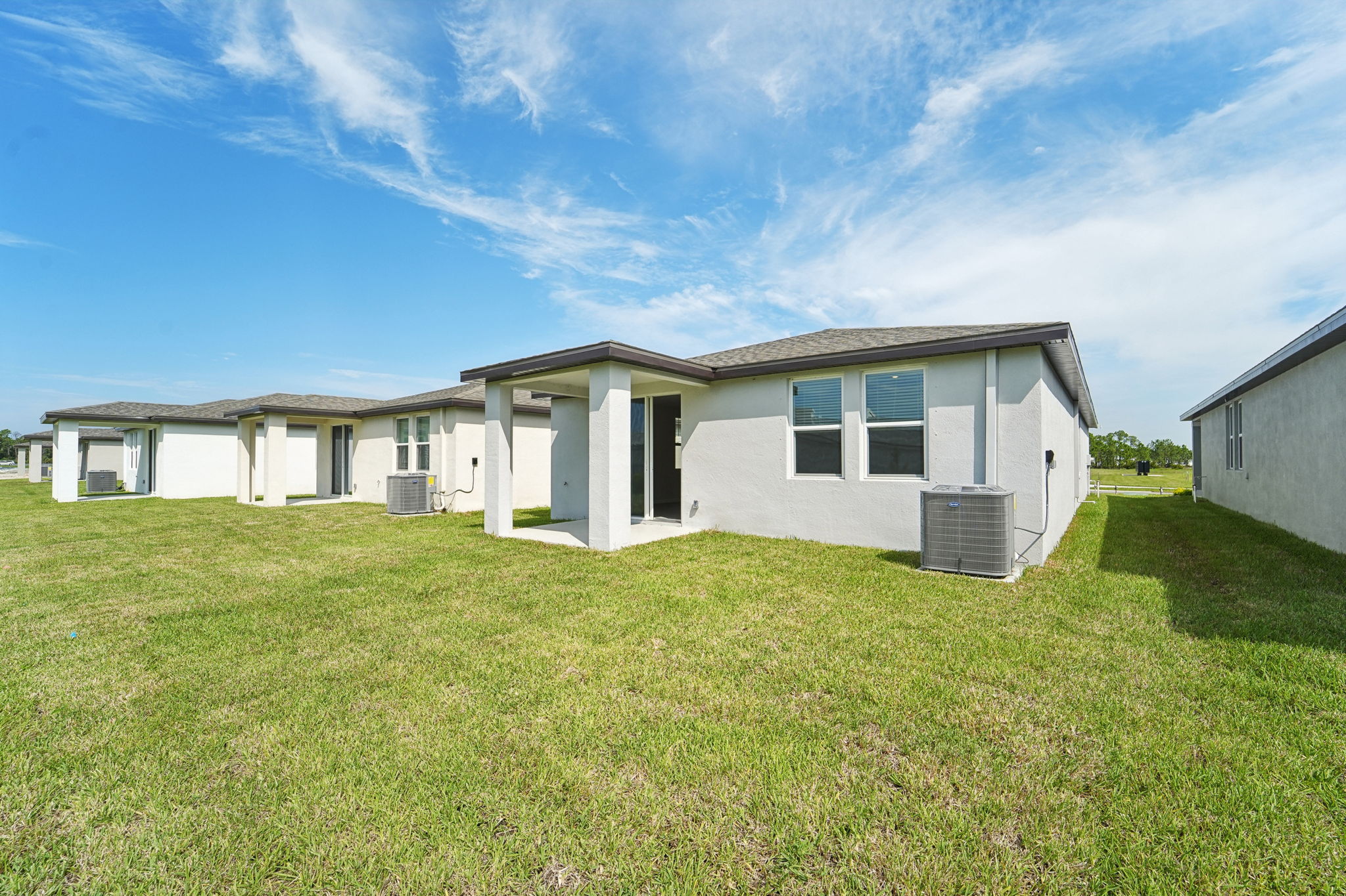 Tampa Division - Magnolia Bay - 420 Lazy Shr Dr, Sarasota, FL 34241 - 030