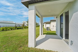 Tampa Division - Magnolia Bay - 420 Lazy Shr Dr, Sarasota, FL 34241 - 026