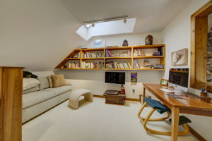  Photo 36