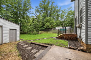  Photo 44