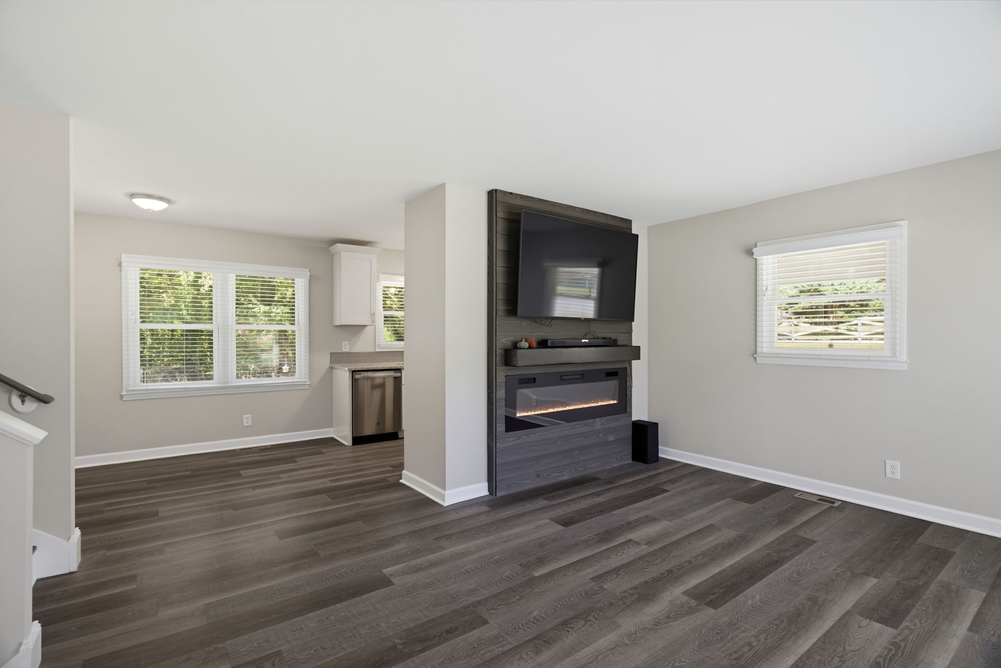 420 Pepperidge Rd-5