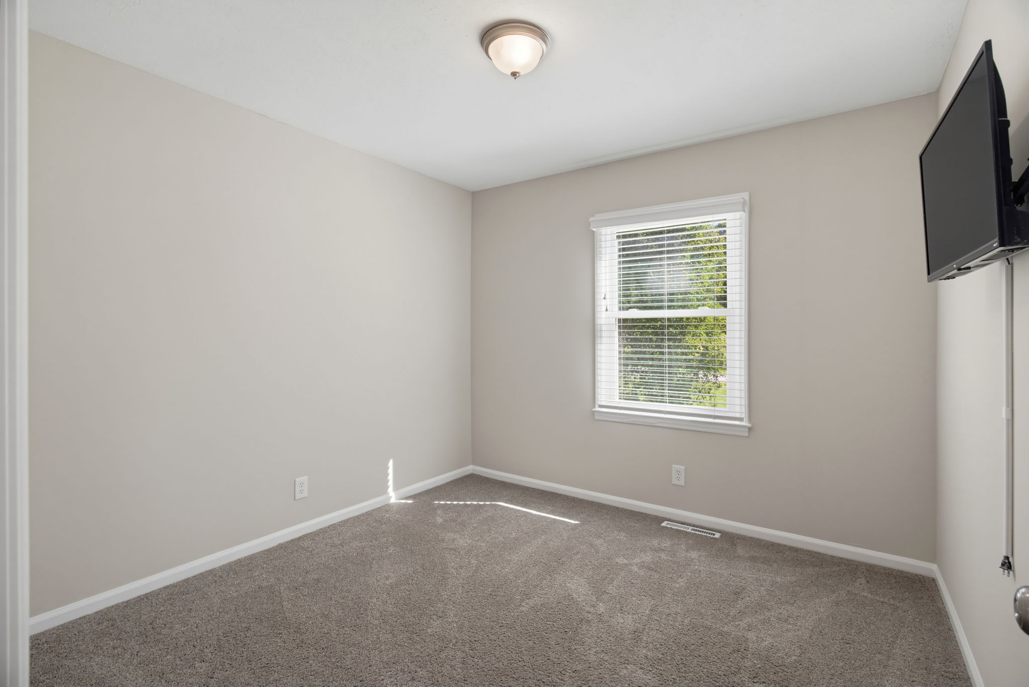420 Pepperidge Rd-20
