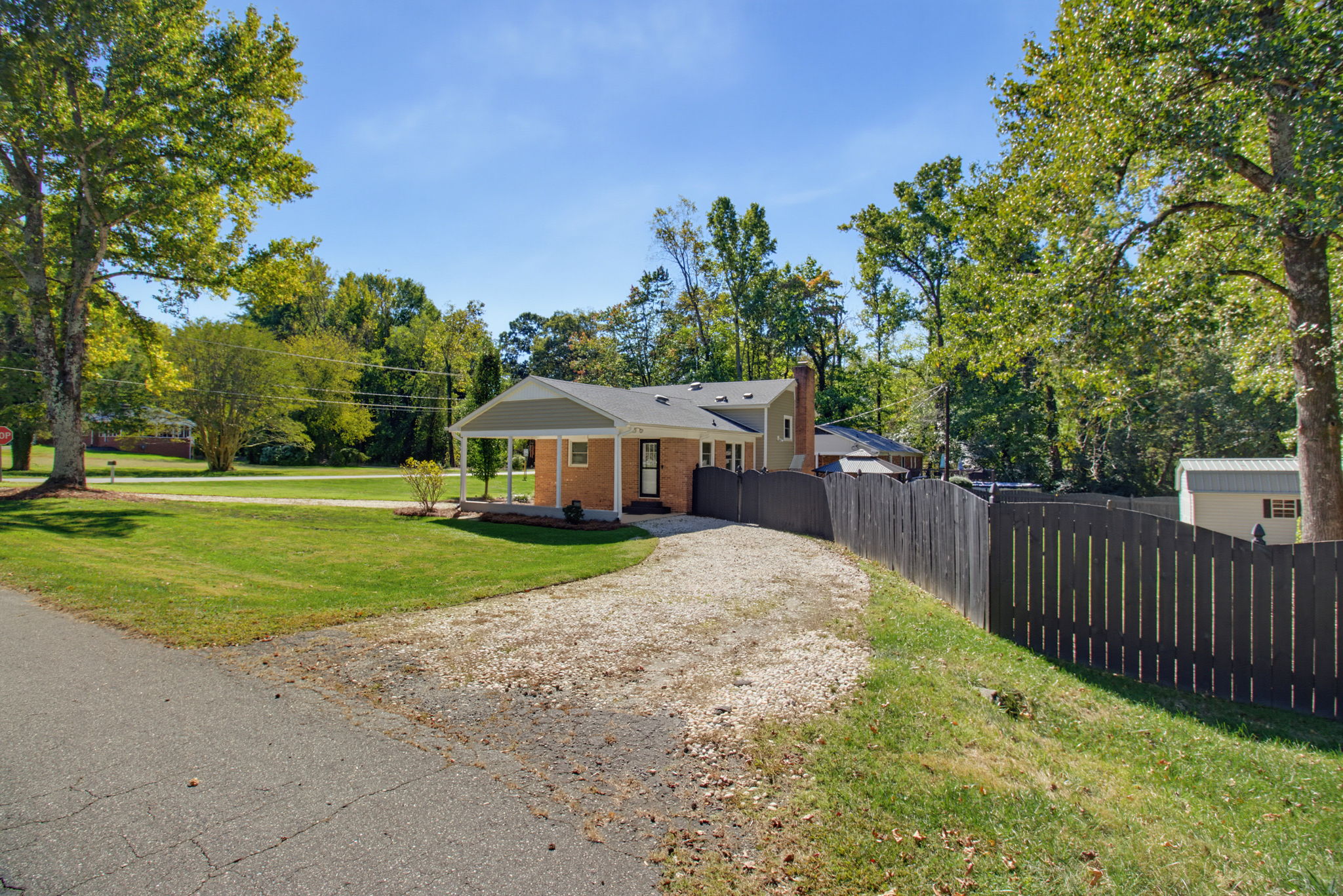 420 Pepperidge Rd-28