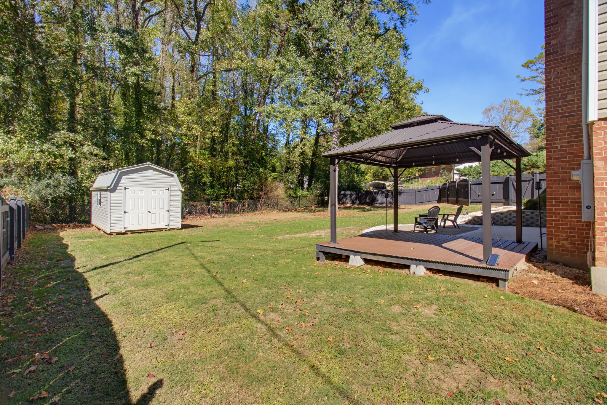420 Pepperidge Rd-33
