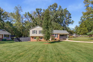 420 Pepperidge Rd-1