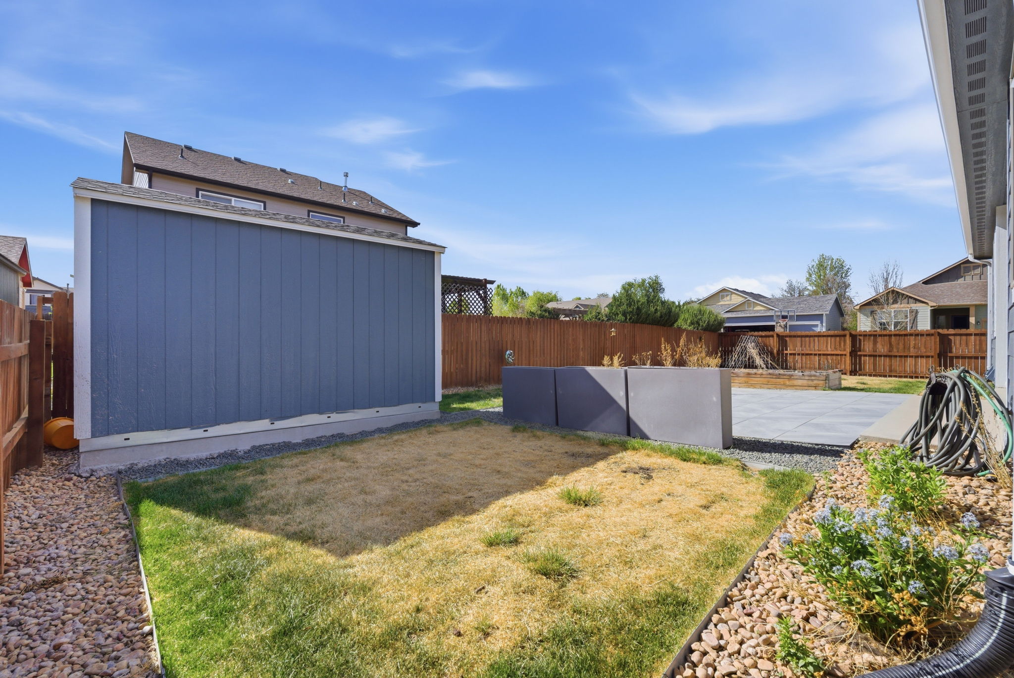 420 Pioneer Ln-28