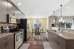 420 Pioneer Ln-9