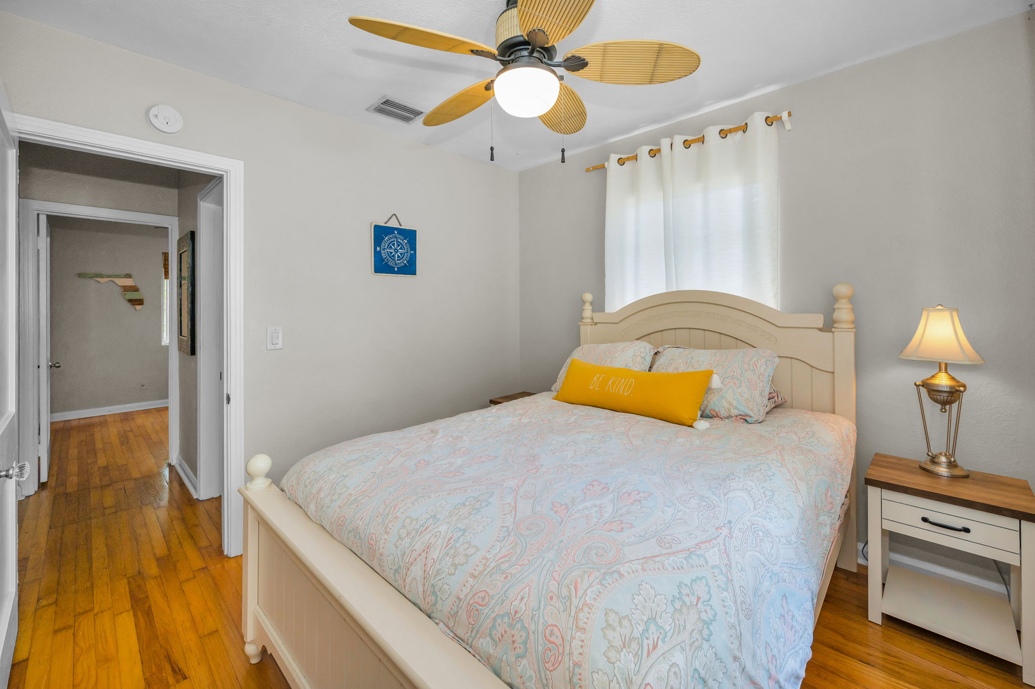Bedroom2c
