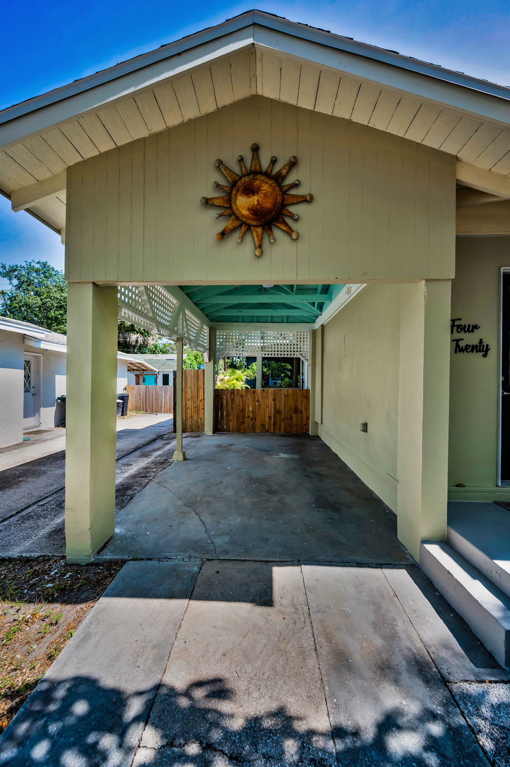Carport1