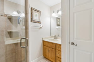 En Suite Bathroom