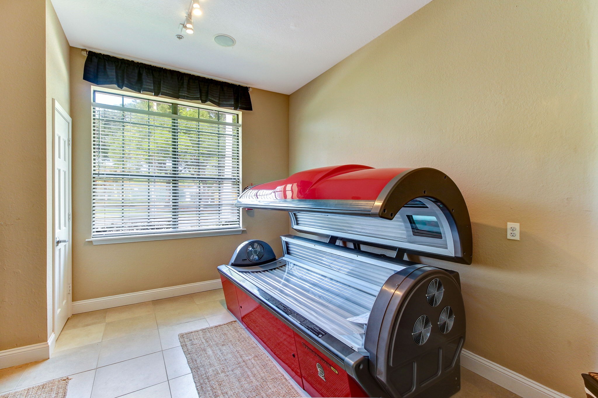 Tanning Room