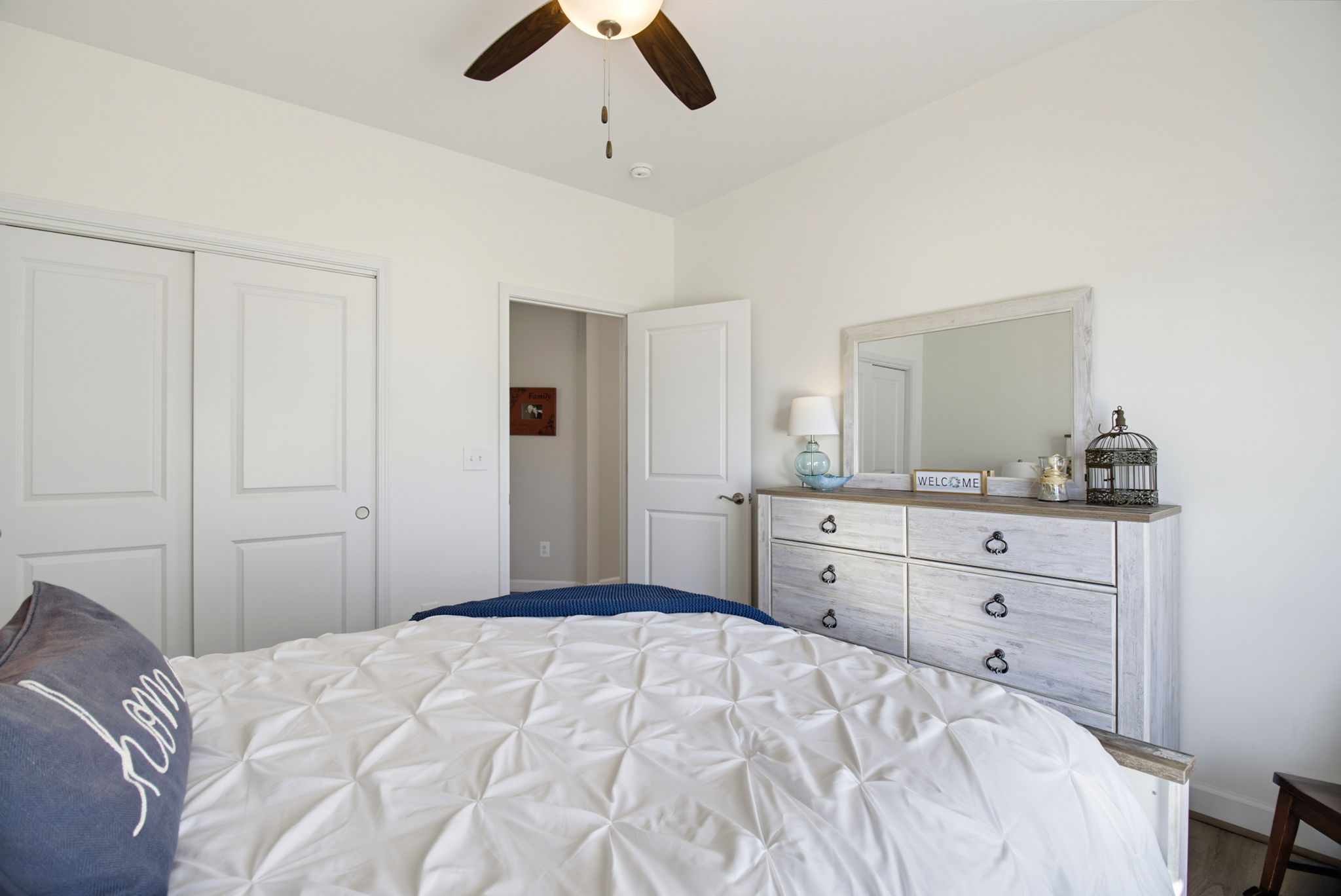 420 Waterton Wayt-26