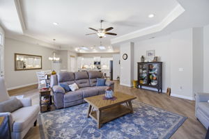 420 Waterton Wayt-9