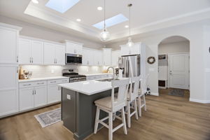 420 Waterton Wayt-16