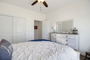 420 Waterton Wayt-26