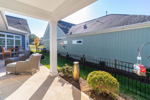 420 Waterton Wayt-31