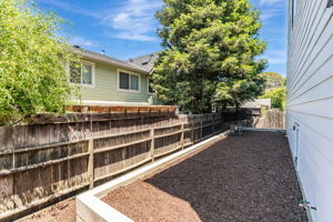 033_420 Winslow St