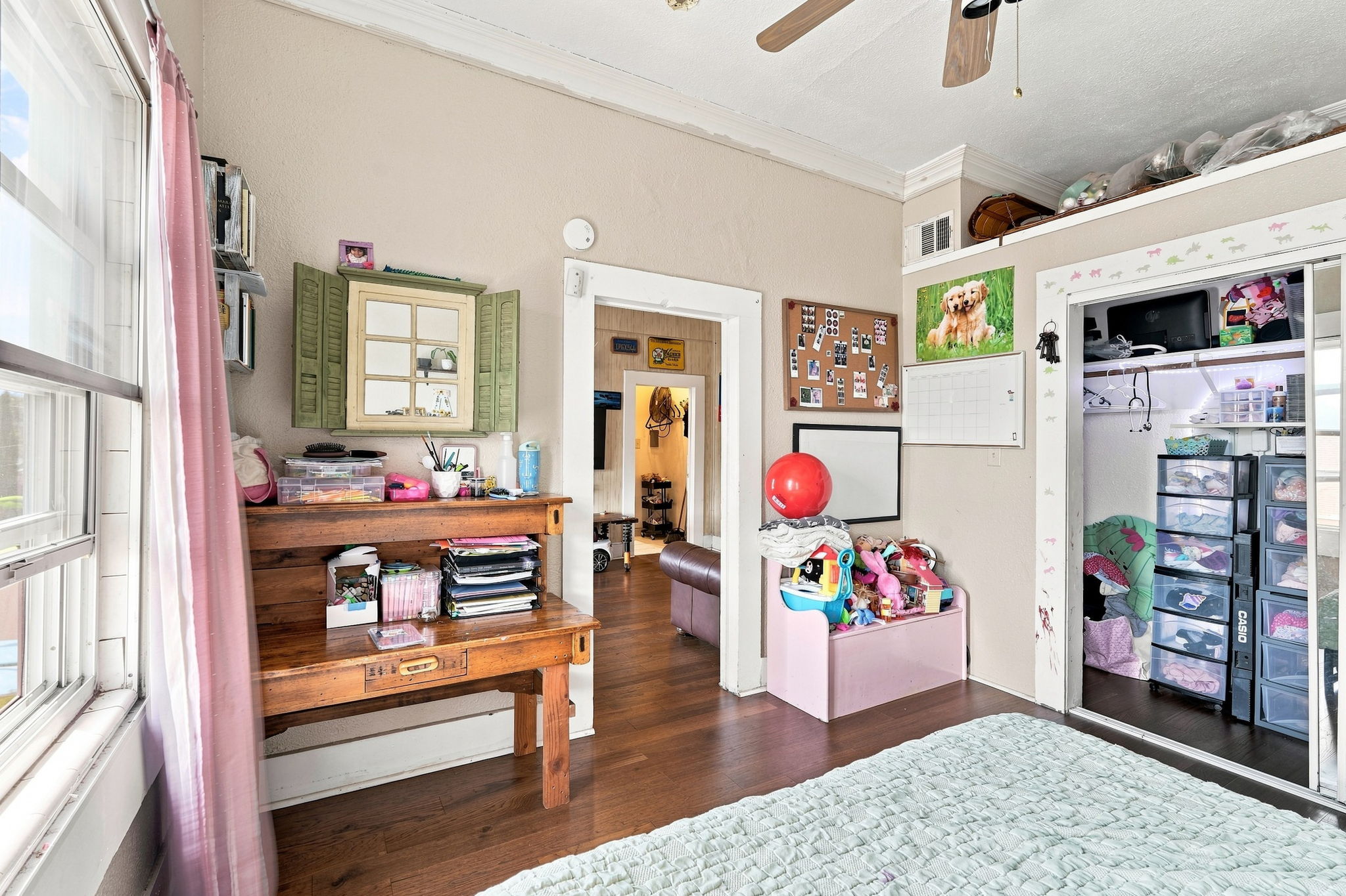 026_F8_4200 Bassett St