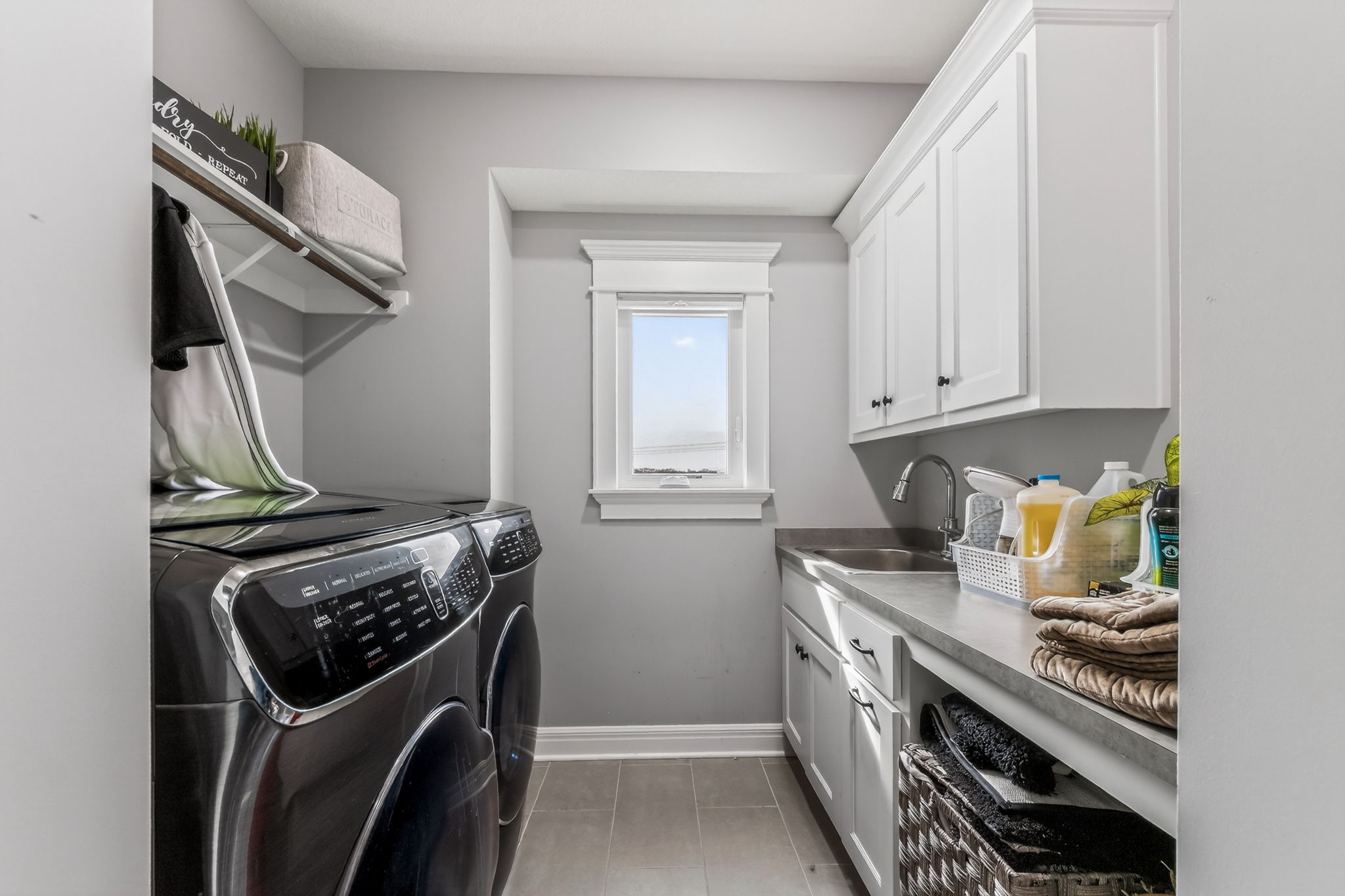 4200 Castlegate Ct-032