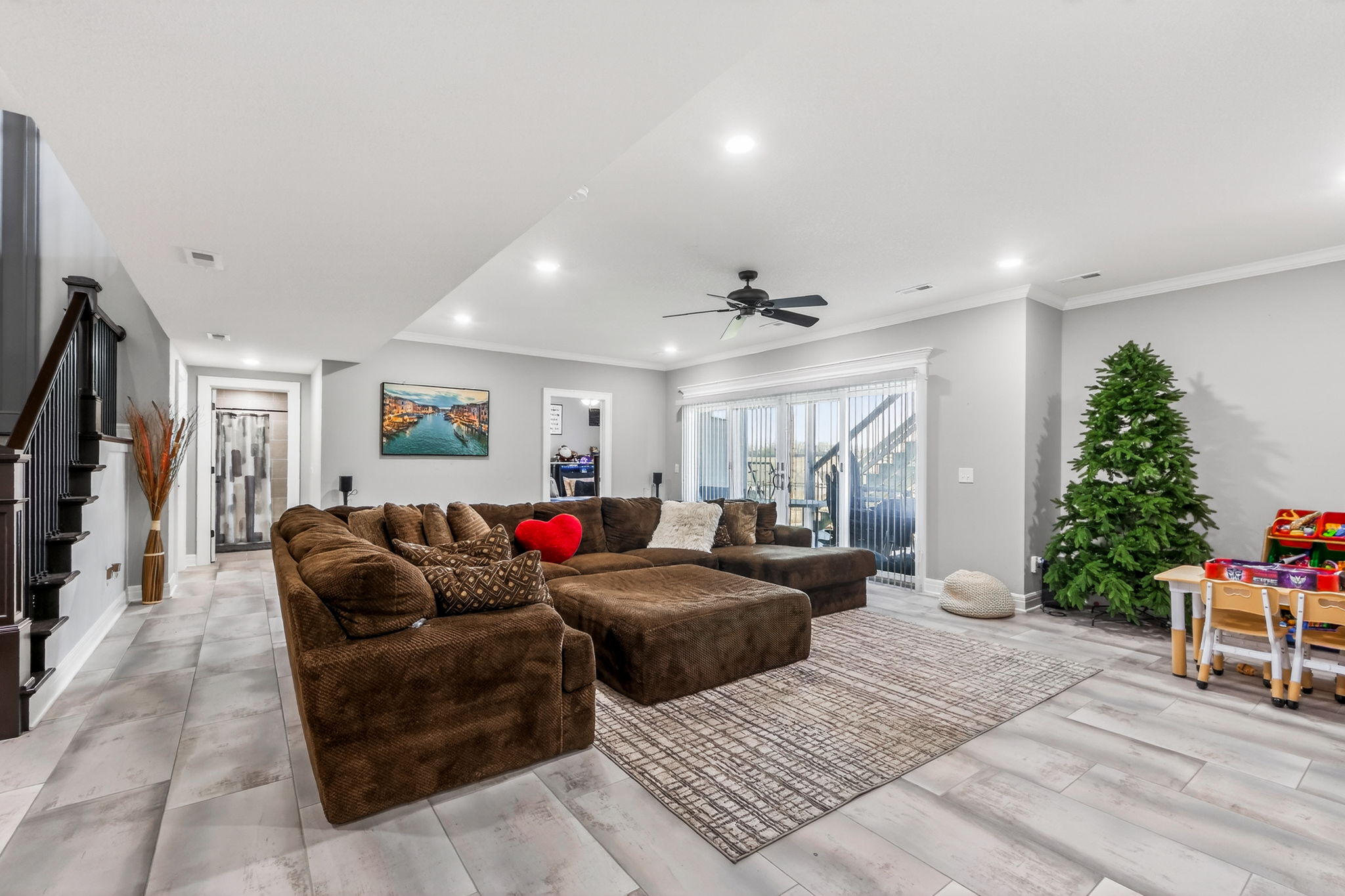 4200 Castlegate Ct-040