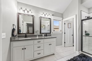 4200 Castlegate Ct-035