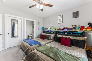 4200 Castlegate Ct-046