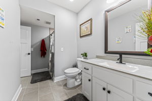 4200 Castlegate Ct-047