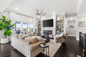 4200 Castlegate Ct-020