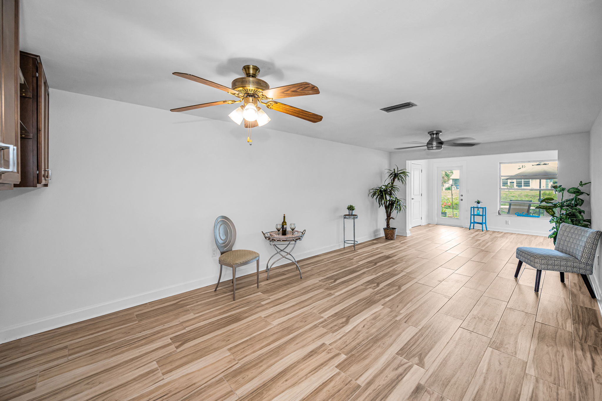 Dining Room2