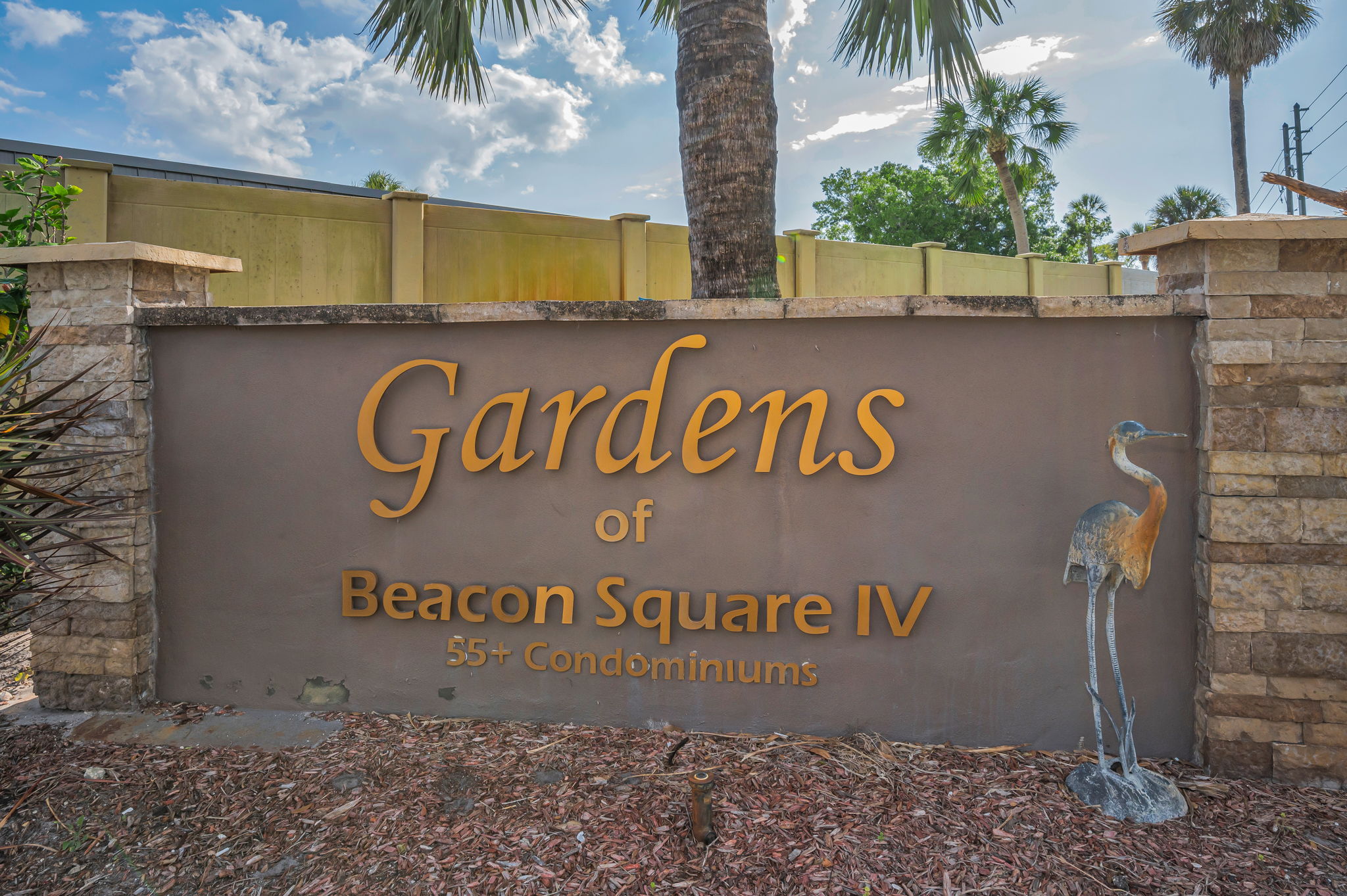 34-Gardens of Beacon Square IV Entry