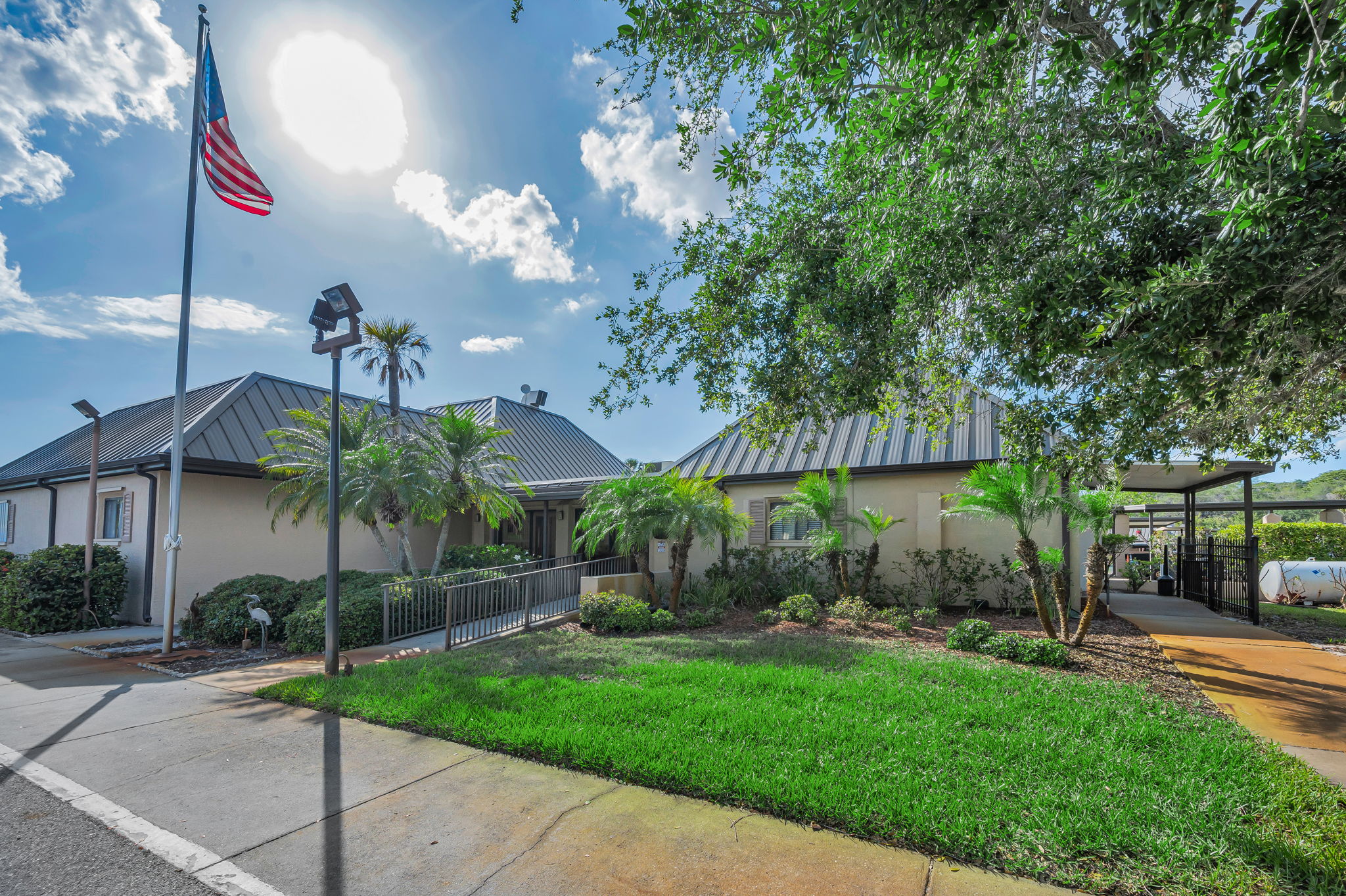 2-Clubhouse