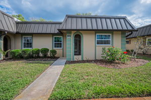 Front Exterior7