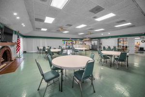 5-Clubhouse