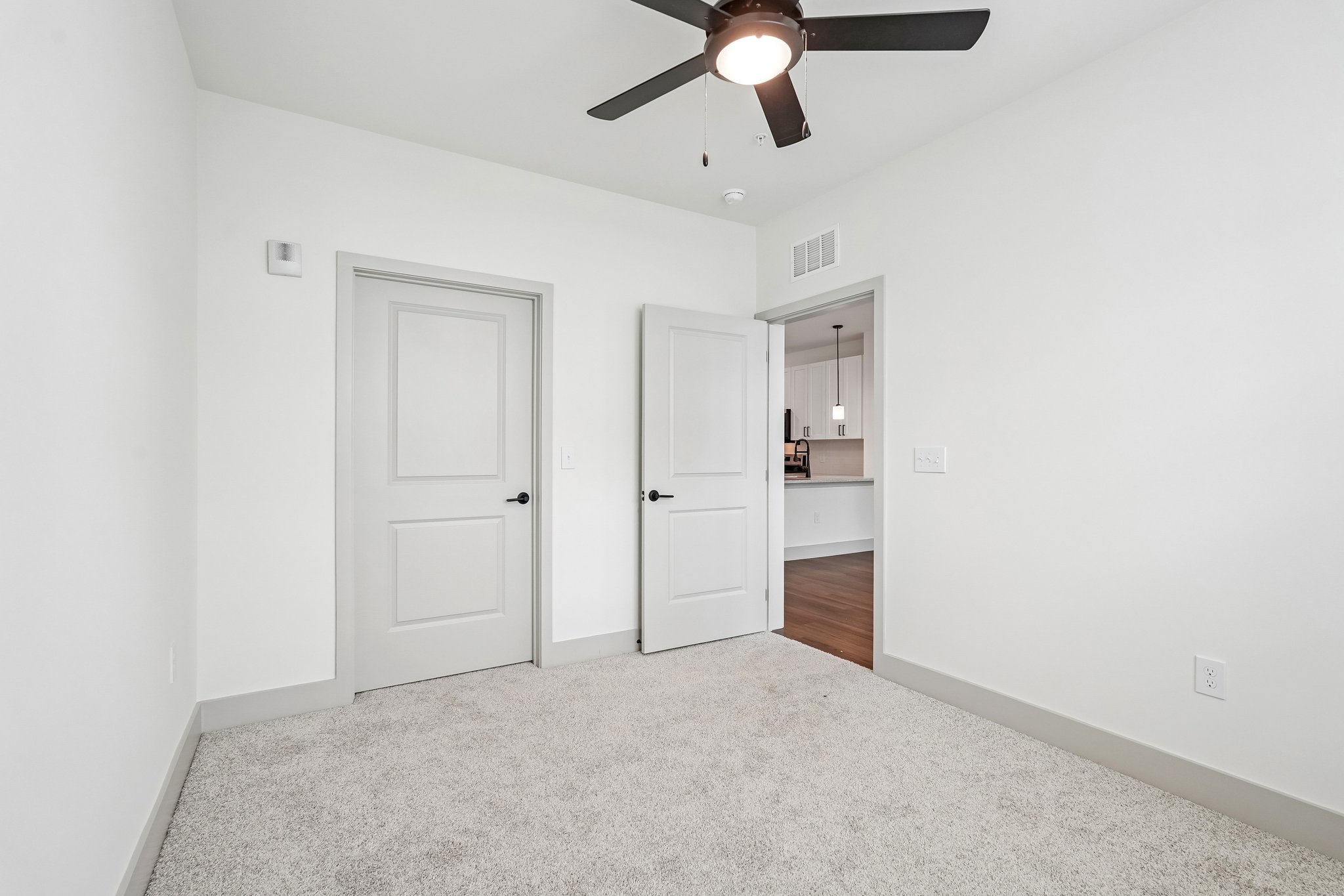 4200 Memorial Dr unit 2436-S0210-019.jpg