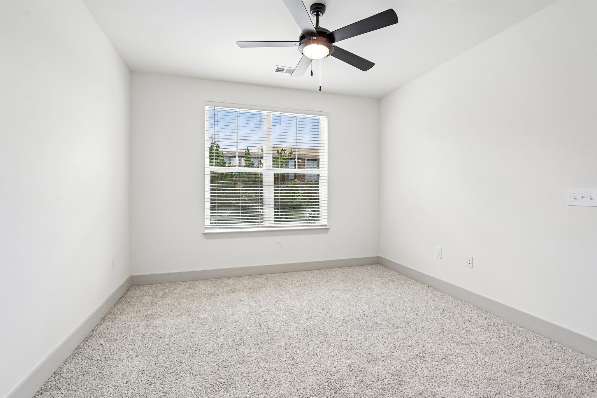 4200 Memorial Dr unit 2443-S0210-016.jpg