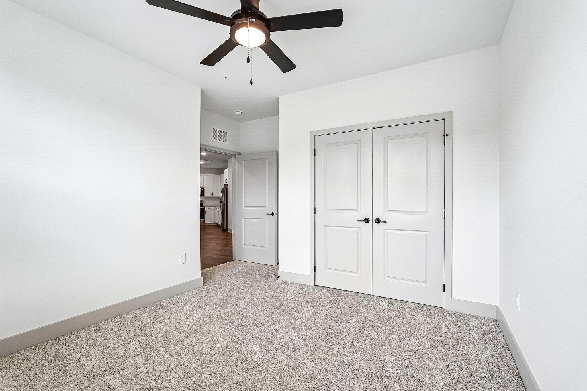 4200 Memorial Dr unit 2415-S0210-015.jpg